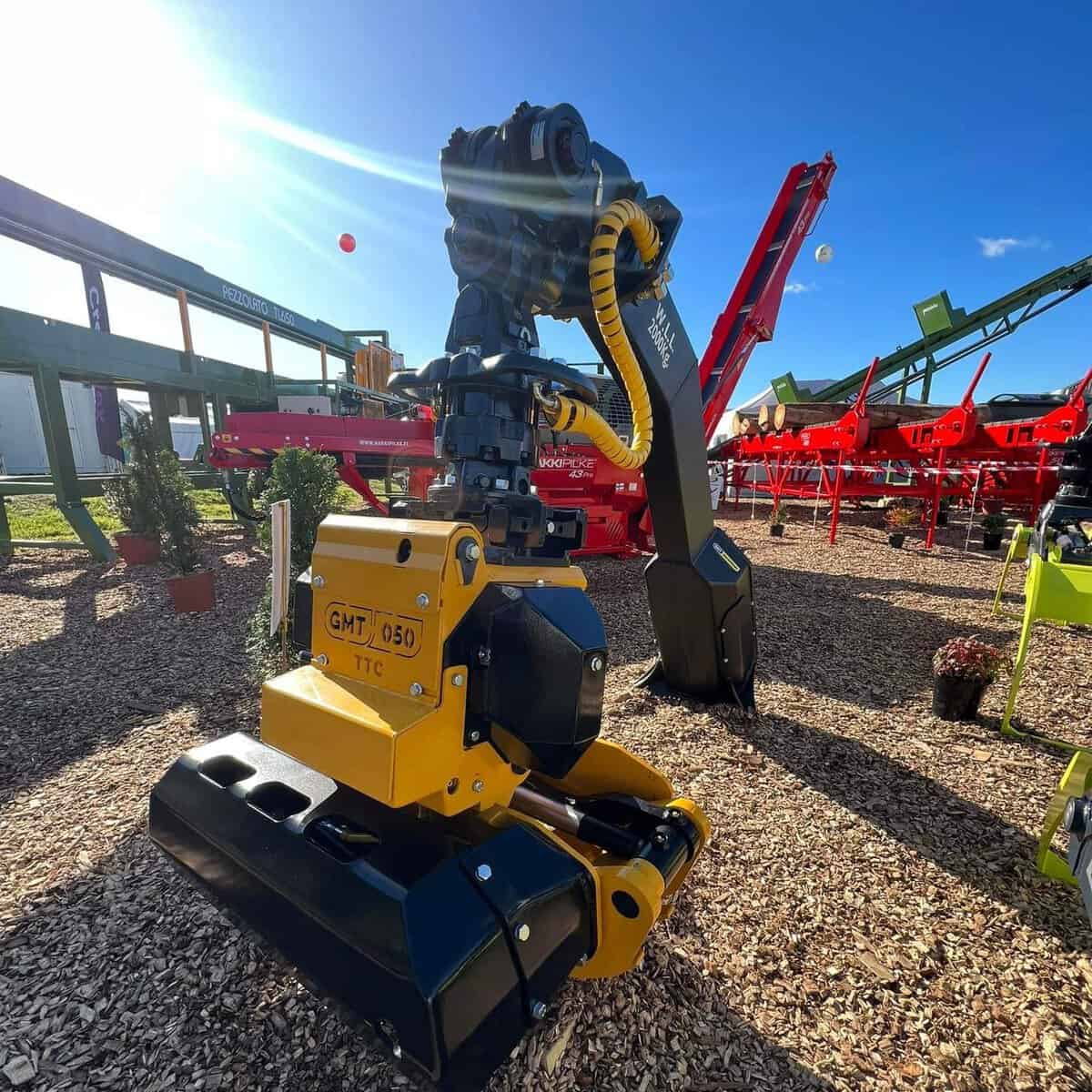 GMT 050 Grapple Saw